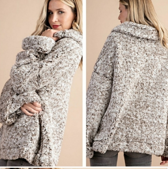 🌺SALE Oversized sherpa cowl neck pullover - Picture 2 of 7